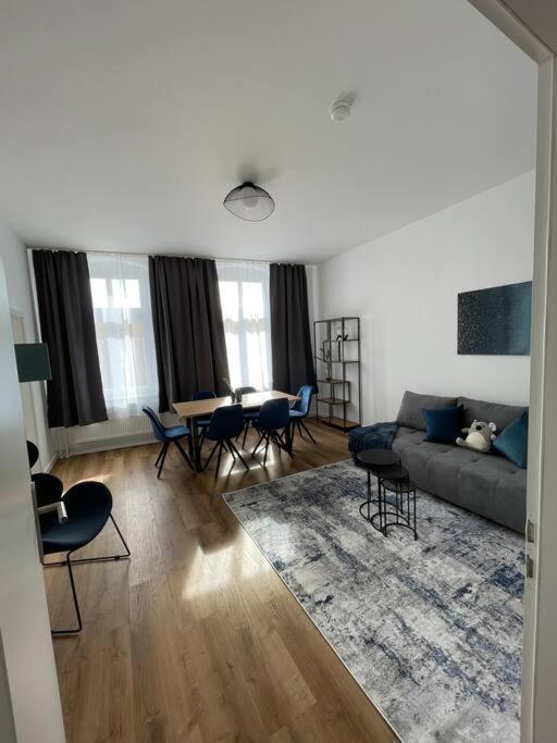 Lucky Stays Ls10 - Vollausstattung - Zentrum - Aufzug - Grosse Kueche - 2 Zimmer - Smart-Tv Magdeburgo Exterior foto